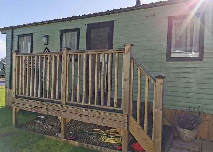 Woofles Luxury Caravan At Lido