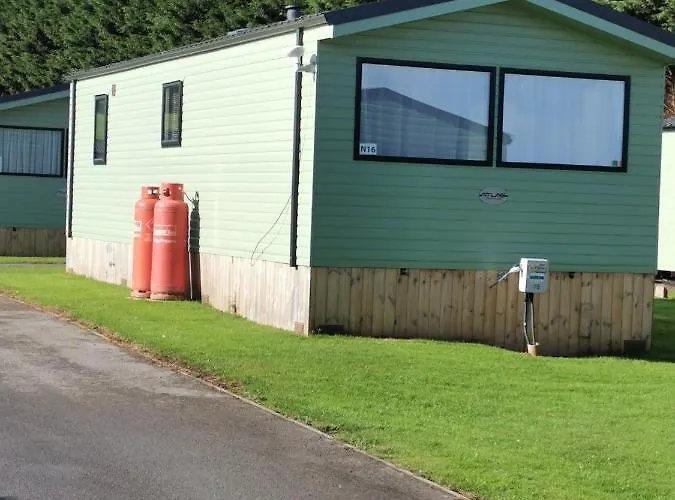 Woofles Luxury Caravan At Lido Apartment *